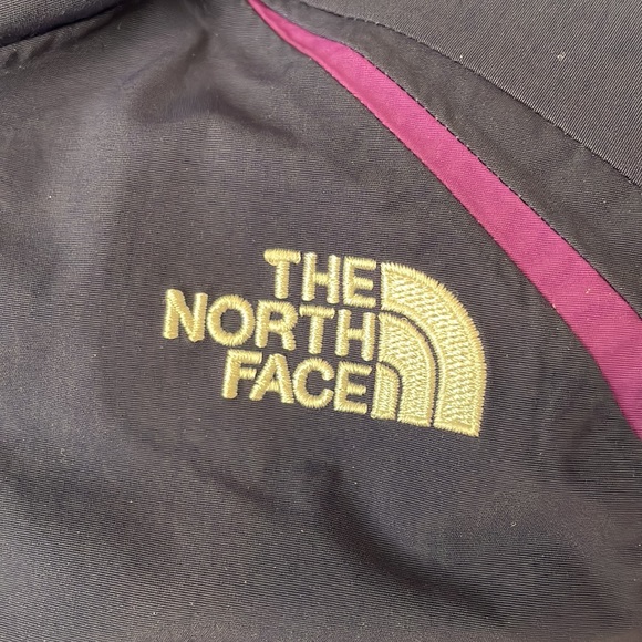 The north face thermoball jacket, size medium - Picture 2 of 5